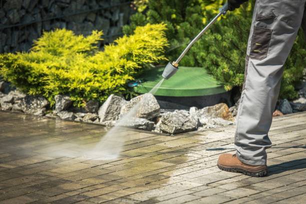 Best Pool Deck Cleaning  in Diamond Bar, CA